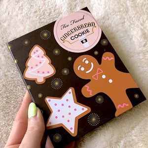 Too Faced Holiday 2016 Gingerbread Cookie Eyeshadow Palette